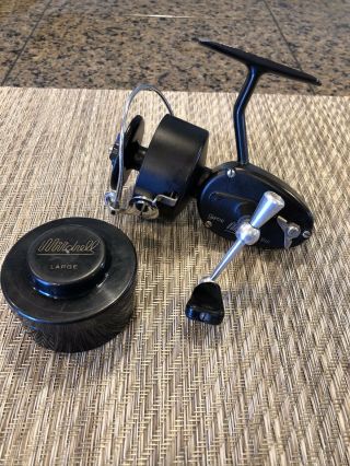 Vintage Garcia Mitchell 300 Spinning Reel. ,  Extra Spool And Case 2