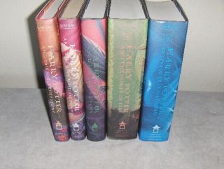 5 Vintage J.  K.  Rowling Harry Potter Sorcerer 