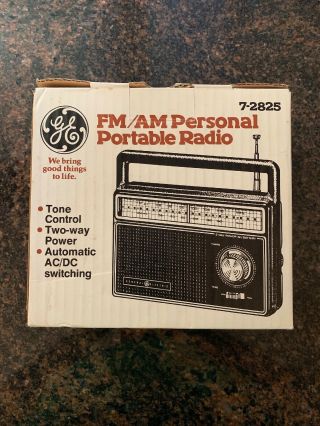 Vintage Ge General Electric Model No.  7 - 2825 Am/fm Portable Radio