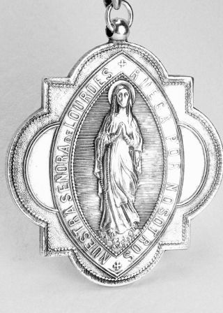 Carmelite Nun 