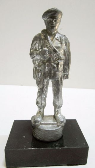 Green Beret Special Forces U.  S.  Army Figure Vintage Dull Aluminum Soldier Usa