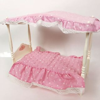 Vintage Mattel 1982 Barbie Dream Bed Canopy Doll Furniture Pink White Bedspread
