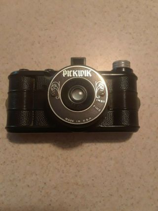 Vintage Pickwik Bakelite Camera,  Graf Lens 50mm