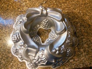 Vintage Nordic Ware Usa Christmas Wreath Cake Pan Mold Bundt Holiday 9 Cup,  12 "