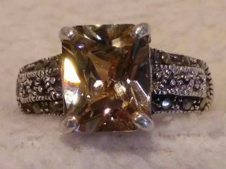 Vintage Sterling Silver Ring With A Center Gemstone Size 7 3/4