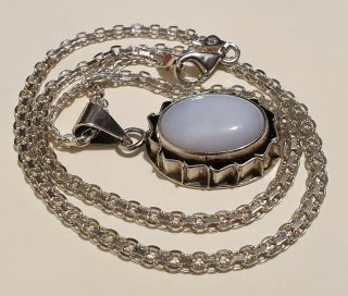 Vintage Chunky 925 Solid Sterling Silver And Moonstone Pendant Necklace