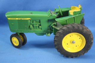 Vintage John Deere Diecast Farm Tractor - 8 1/5 " Long - Made In Usa