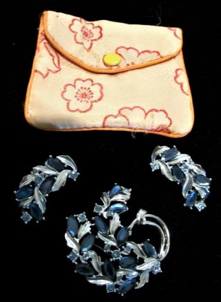 Vintage Sarah Coventry Pin Necklace And Clip Earrings Set Blue & Silver Flowers