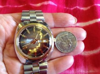 Vintage Watch Mens Timex Quartz Day Date With Stainless Band