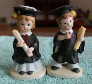 Vintage Boy And Girl Graduates Salt And Pepper Shakers - 1989 Lefton