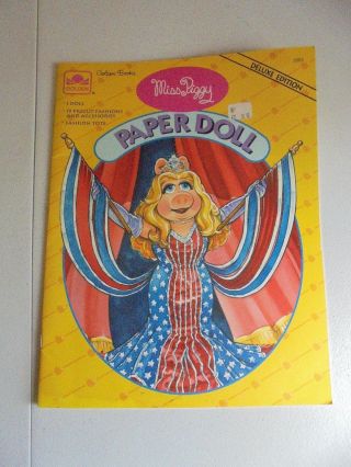 Vintage 1994 Muppets Miss Piggy Paper Doll Book Uncut Toy Golden Books
