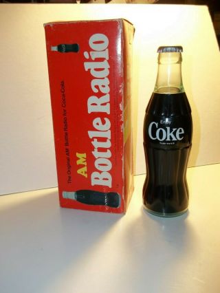 Vintage 1970s Coca - Cola Am Bottle Radio Great,  Loud,  Nr