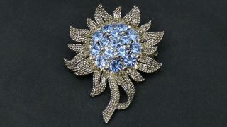 Vintage Blue Rhinestone Crystal Daisy Flower Brooch Pin Marcasite Silver Tone