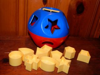 Vintage Tupperware Shape O Ball Plastic Baby Toy.  All There.  Exc Cond 11 Pc