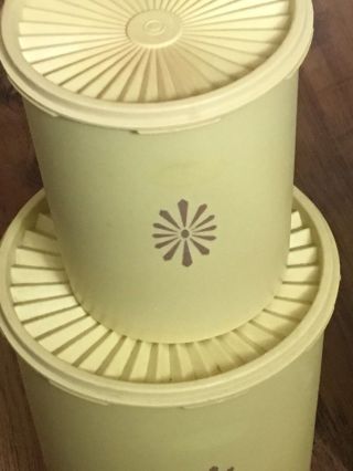 4 Vintage Tupperware Harvest Gold Yellow Servalier Canisters Set