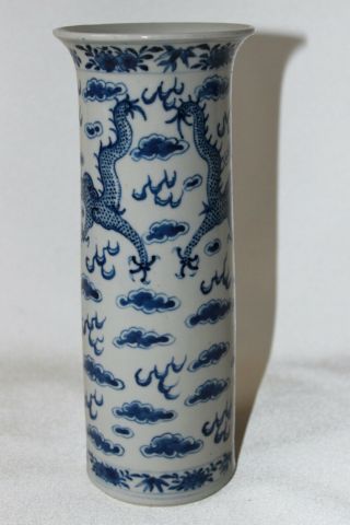antique chinese rouleau vase 19th c century porcelain pottery dragons signed 3