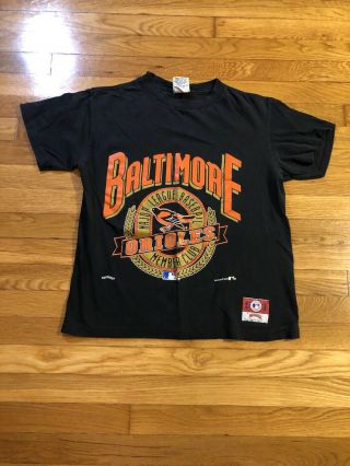 Vintage Baltimore Orioles Mlb Graphic T Shirt Size Large