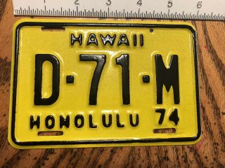 1974 Dealer Honolulu Hawaii Motorcycle License Plate Vintage Indian D 71 M