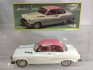 Vintage Buick Standard Sedan Pink & White Elvis Style Mf 322 Voiture Friction