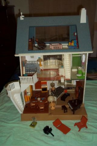 Vintage Fisher Price Doll House 280 With Furniture,  Early 1980s