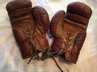 Vintage Leather Boxing Gloves 6oz Perfect For Display