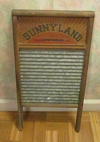 Vintage Sunnyland Standard Family Size No.  2090 Columbus Washboard Co.