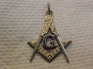 Vintage 14k White Gold Masonic Freemason Charm Pendant 1 " X 3/4 ".  2.  7 Gram