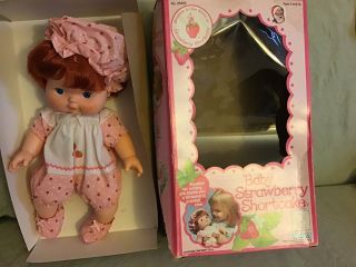 1982 Kenner Baby Strawberry Shortcake Doll In The Box 2