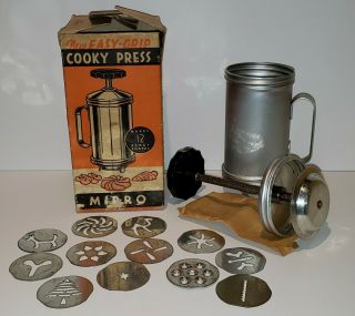 Vintage Mirro Easy - Grip Cooky (cookie) Press.  1950 