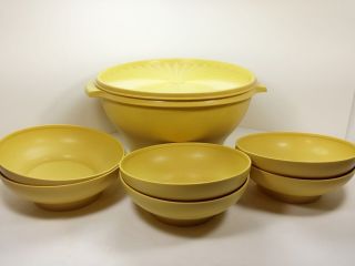 Vintage Tupperware Harvest Gold 8 Piece Servalier Salad Bowl Set 880 890
