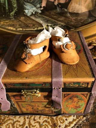 Wonderful Antique German Incised Brown Leather Toe Buckle Doll Shoes