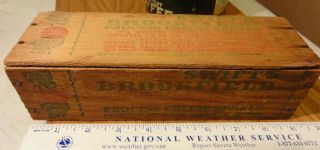 Vintage Swift’s Brookfield Wooden 2 Lb Cheese Box,  Process Cheese Spread,  Usa