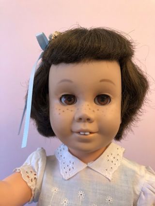 Vintage Chatty Cathy Brown Eyed Brunette Soft Face In Outfit