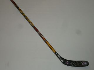 Joe Sakic Signed Hockey Stick Colorado Avalanche 1996 Stanley Cup Proof