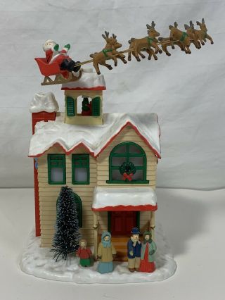 Enesco Up On The House Top Windup Music Box Santa Reindeer Vintage 1980