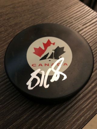 Sidney Crosby Signed Auto Team Canada Gold Puck Jsa Penguins