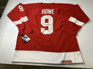 Gordie Howe 9 Detroit Red Wings Autographed Signed Ccm Hockey Jersey