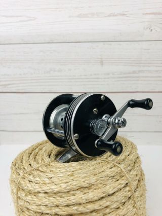 Vintage Zebco Lurecast Model 330 Antique Freshwater Fishing Reel Made In Usa