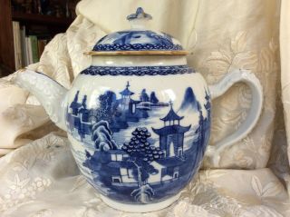 Chinese Antique Blue White Porcelain Teapot 18th C Qianlong 3