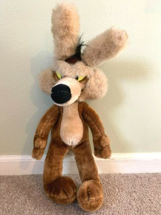 Vintage Warner Brothers Wile E Coyote Plush Stuffed Animal Mighty Star 18 Inch