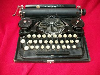 Antique Vintage 1920s Era Underwood Standard Portable Typewriter W Case