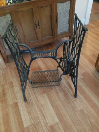 Vintage Cast Iron Singer Treadle Sewing Machine Base Table Legs Stand Only