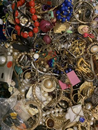Vintage Costume Unsorted Jewelry Parts Findings Earrings For Arts Crafts 9 Lbs
