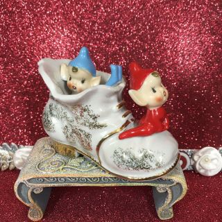 Vtg Two Red And Blue Pixie Elves Sitting On A Shoe Christmas Figurine Japan