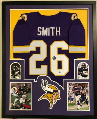 Framed Minnesota Vikings Robert Smith Autographed Signed Jersey Smith Holo