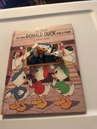 Vintage 1976 Walt Disney Old Mac Donald Duck Had A Farm Puppet Book Children’s
