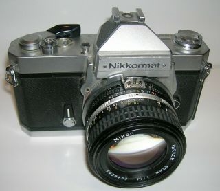 Vintage Nikon Nikkormat Ft2 Camera With Nikkor 50mm 1:1.  4 Lens