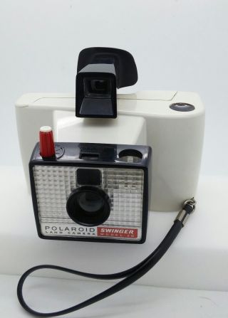 Vintage Polaroid Land Camera Swinger Model 20 W/flashes Well