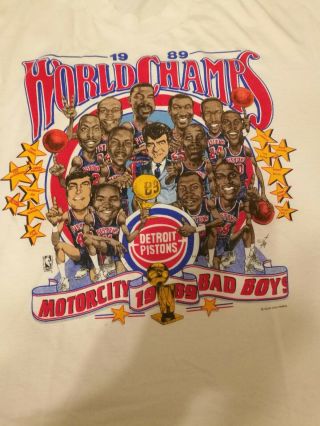 Vintage Detroit Pistons 1989 World Champs T - Shirt Size Xl (fits Like A Medium)