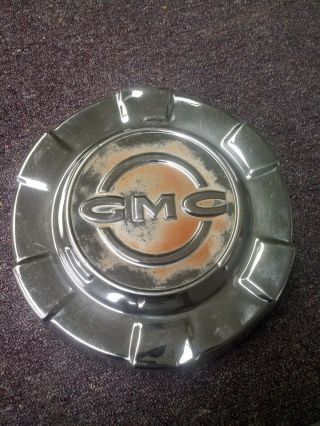 1960 - 1963 Gmc 1/2 Ton Truck Dog Dish Hubcap.  Oem 1960 1961 1962 1963 Vintage